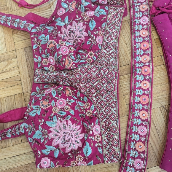 Fucshi lehenga set - Picture 4 of 8